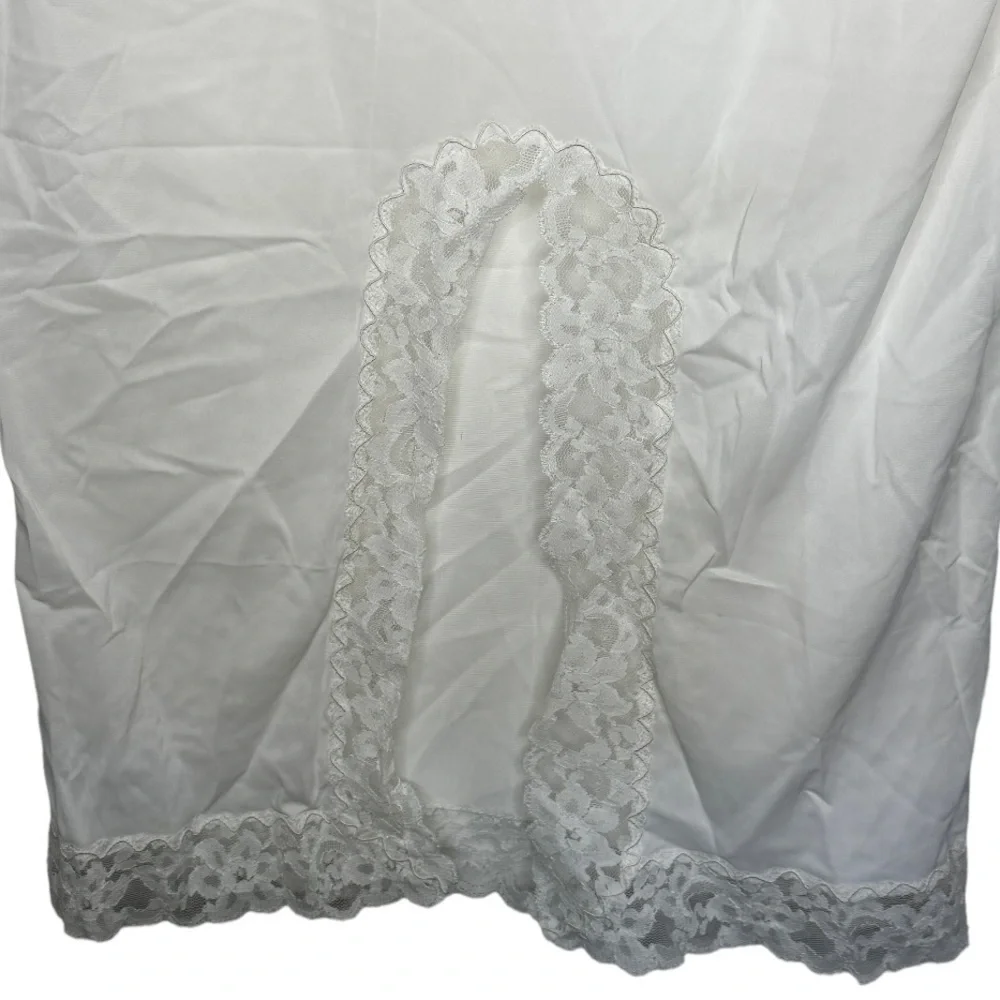 Vintage‎ Opalaire ILGWU Nylon Long Slip with Slit - Picture 2 of 6